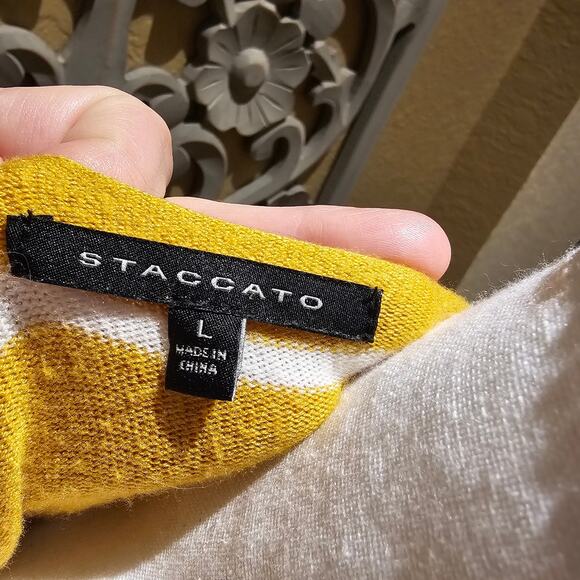 Staccato Size L Modern Relaxed Casual Minimalist Striped V Neck Knit Top - Picture 7 of 11